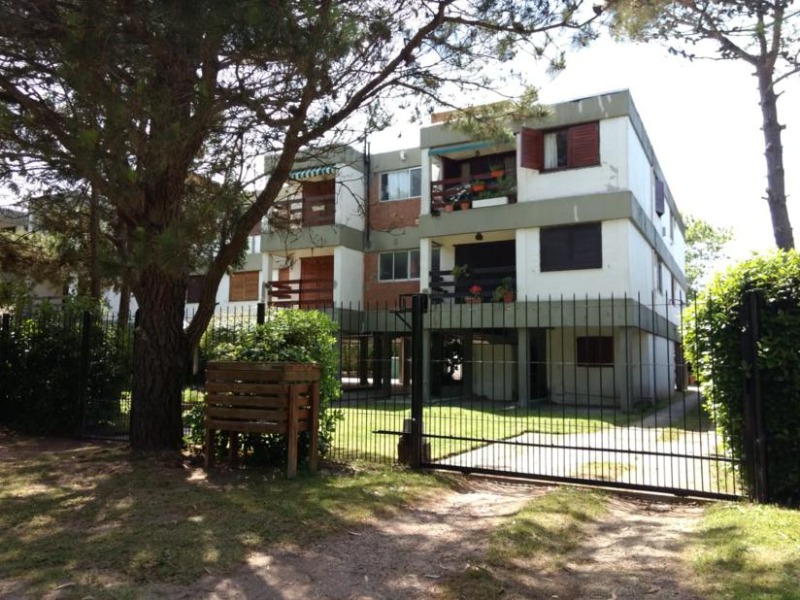 Departamento Bel Solar Amplio departamento zona norte en:Villa Gesell, zona:Norte
