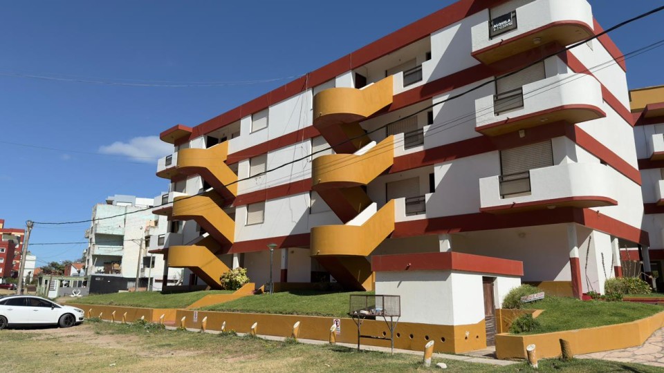 Departamento Edificio LIBRA XII 1ºA  en:Villa Gesell, zona:Sur