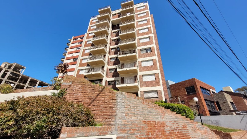 Departamento Edificio DRAVA 1°C  en:Villa Gesell, zona:Centro 
